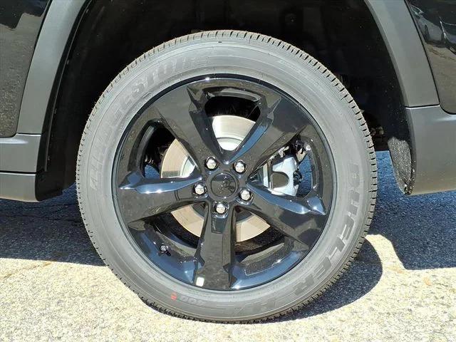 new 2025 Jeep Grand Cherokee L car, priced at $42,375