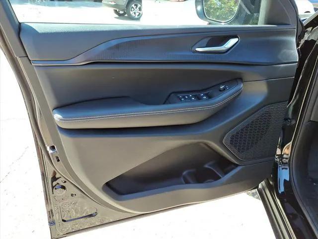 new 2025 Jeep Grand Cherokee L car, priced at $42,375