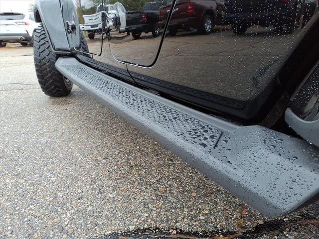 new 2025 Jeep Gladiator car, priced at $46,920