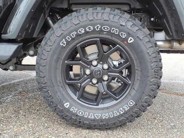 new 2025 Jeep Gladiator car, priced at $46,920