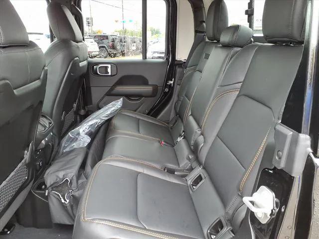 new 2025 Jeep Gladiator car, priced at $46,920