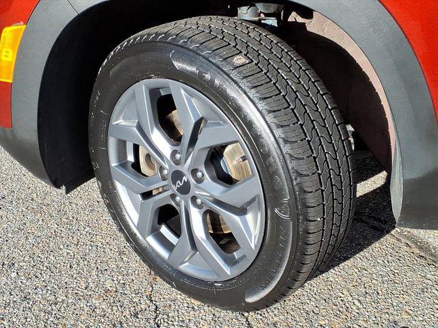 used 2024 Kia Seltos car, priced at $18,699