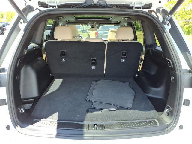 used 2023 Jeep Grand Cherokee car, priced at $29,888