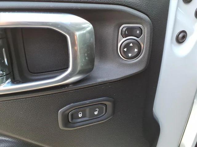 new 2026 Jeep Wrangler car, priced at $39,925