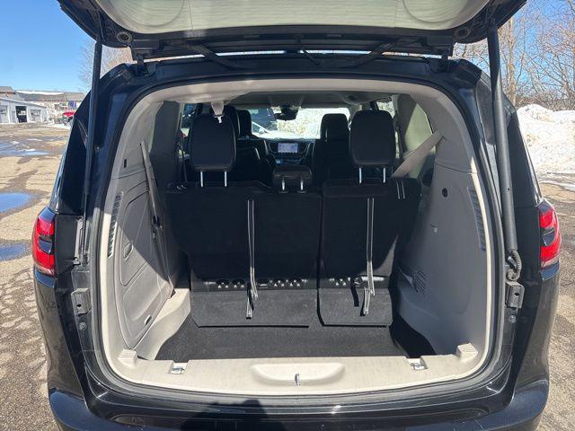 used 2024 Chrysler Pacifica Hybrid car, priced at $26,695