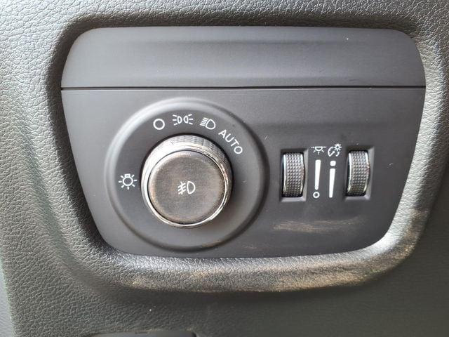 new 2026 Jeep Grand Cherokee car, priced at $42,580