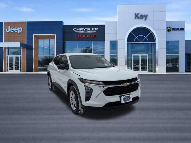 used 2024 Chevrolet Trax car, priced at $18,999