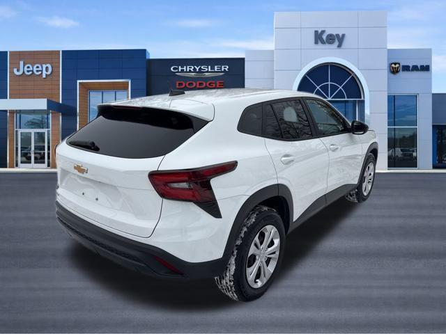 used 2024 Chevrolet Trax car, priced at $18,999