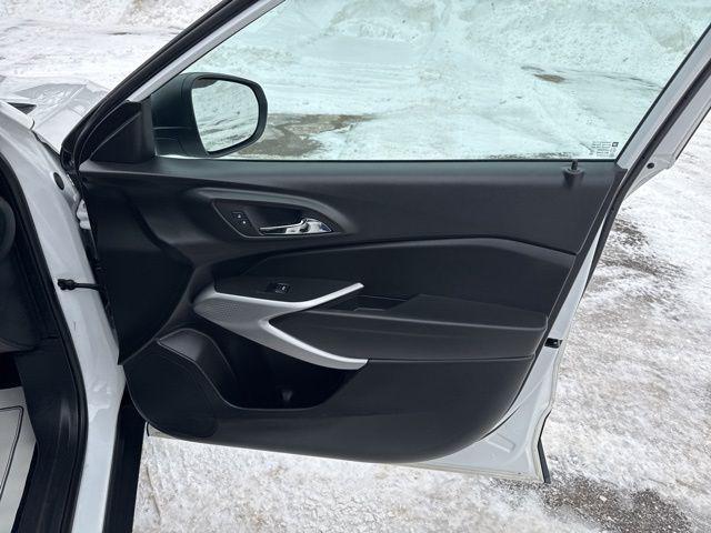 used 2024 Chevrolet Trax car, priced at $18,999