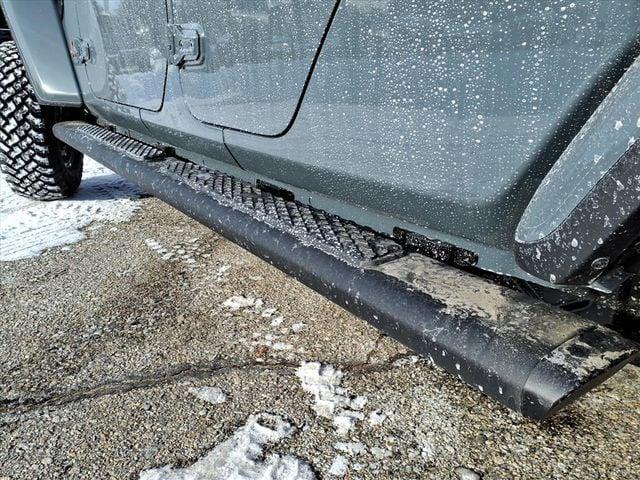 new 2026 Jeep Gladiator car, priced at $59,780