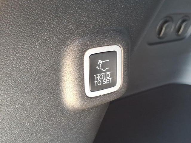 new 2026 Jeep Cherokee car, priced at $43,085