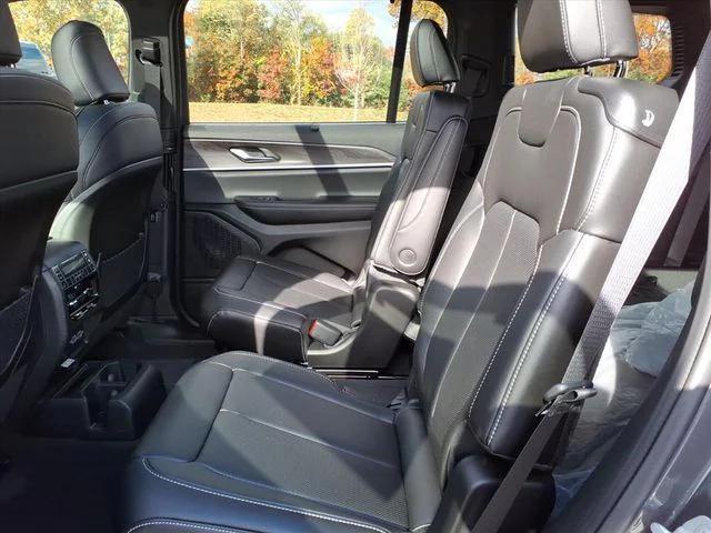 new 2025 Jeep Grand Cherokee L car, priced at $53,260