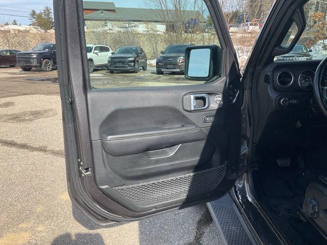 used 2022 Jeep Wrangler Unlimited car, priced at $33,847