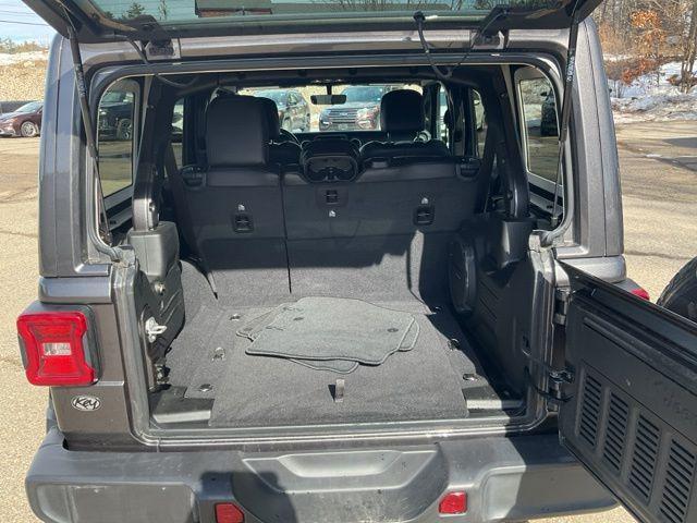 used 2022 Jeep Wrangler Unlimited car, priced at $33,847