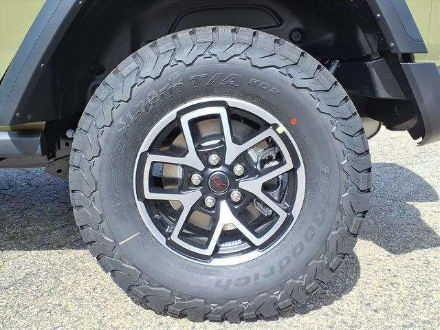 new 2025 Jeep Wrangler car, priced at $56,020