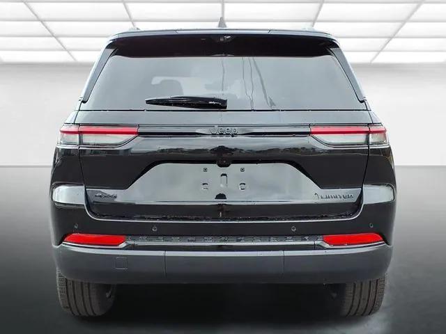 new 2025 Jeep Grand Cherokee car, priced at $48,410