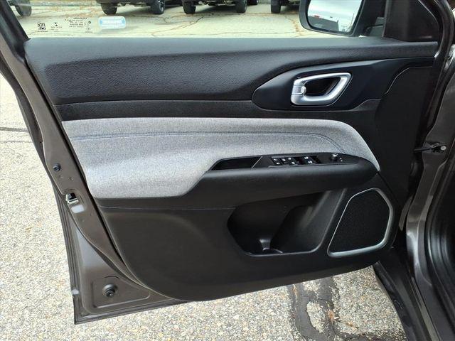 used 2022 Jeep Compass car, priced at $17,399