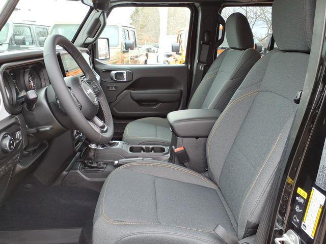 new 2025 Jeep Gladiator car, priced at $46,070
