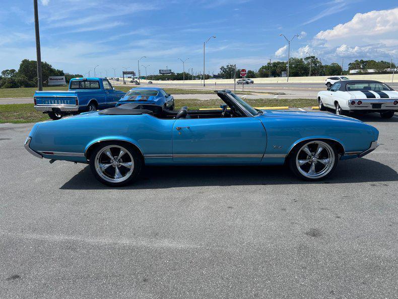 used 1971 Oldsmobile Cutlass car, priced at $39,900