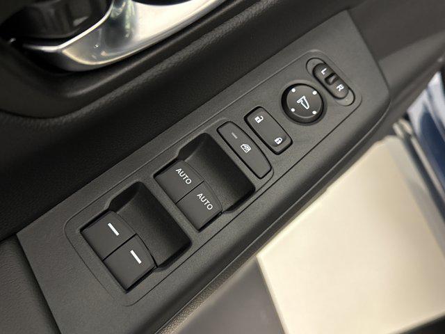 new 2026 Honda CR-V Hybrid car, priced at $35,521