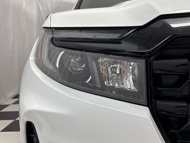 new 2025 Honda Ridgeline car, priced at $48,200