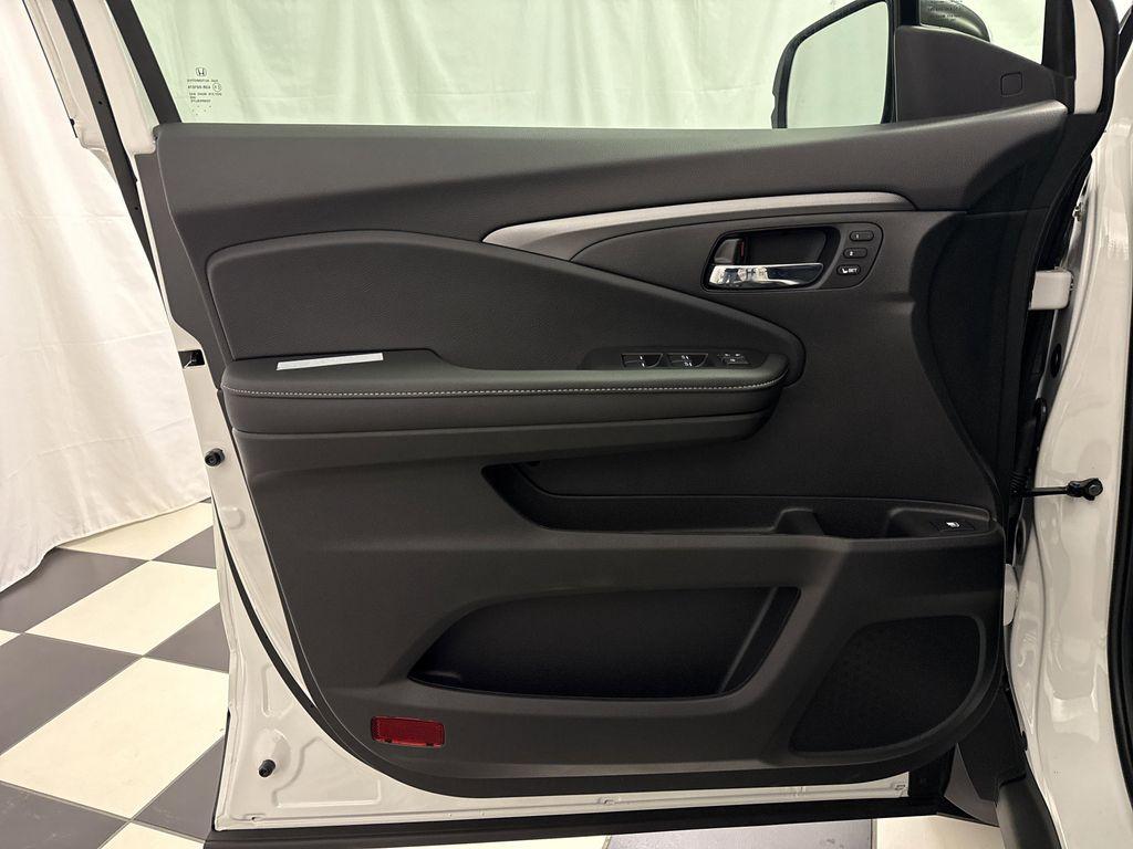 new 2026 Honda Ridgeline car, priced at $44,068
