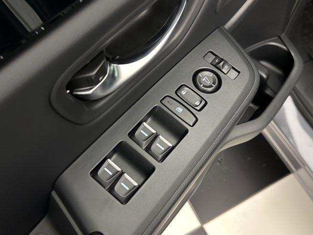 new 2025 Honda Pilot car, priced at $44,384