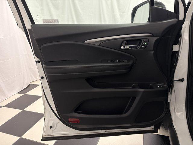 used 2021 Honda Pilot car, priced at $22,774