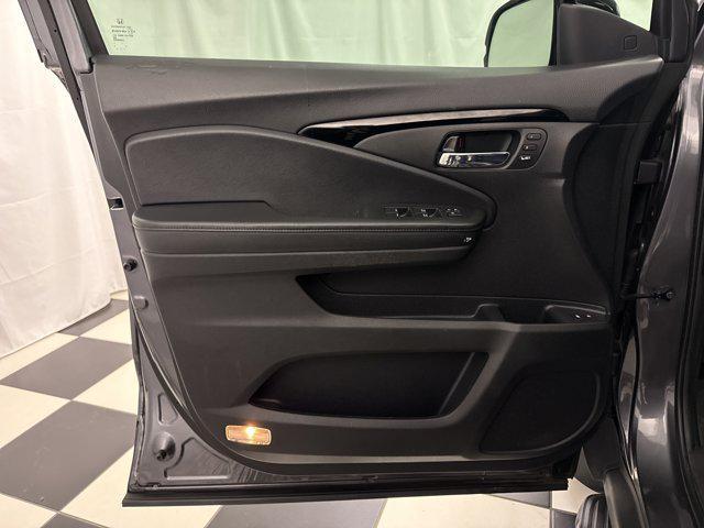 used 2021 Honda Pilot car, priced at $27,669