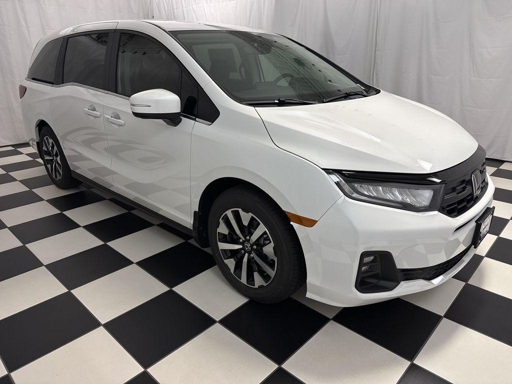 new 2026 Honda Odyssey car, priced at $44,872