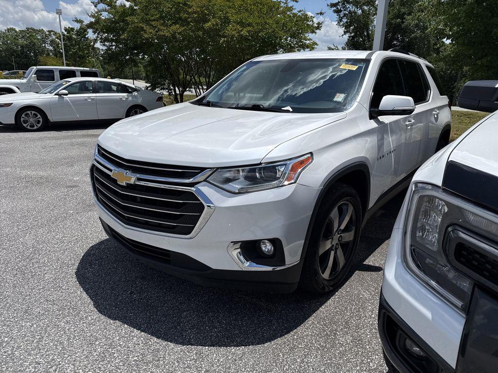 used 2018 Chevrolet Traverse car, priced at $15,625