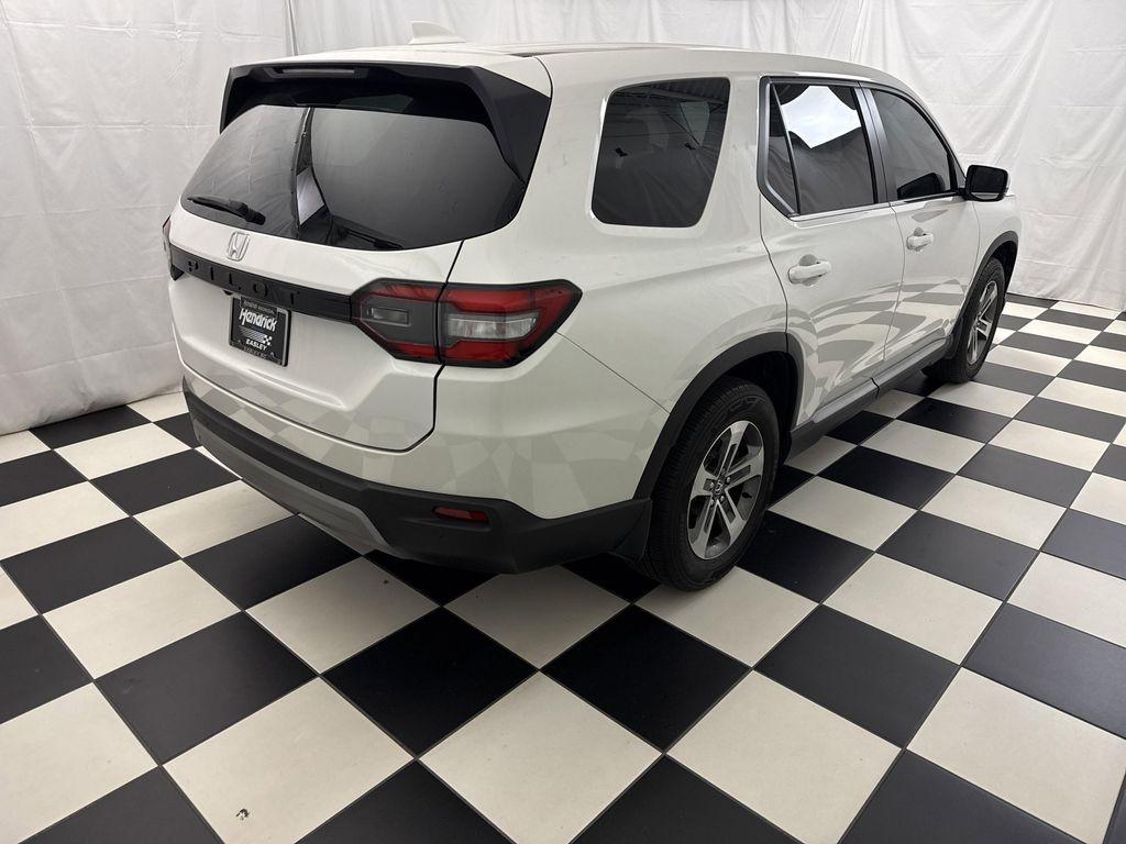 used 2025 Honda Pilot car, priced at $42,531