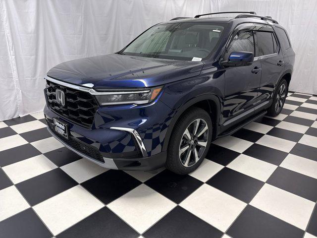 new 2025 Honda Pilot car, priced at $45,454