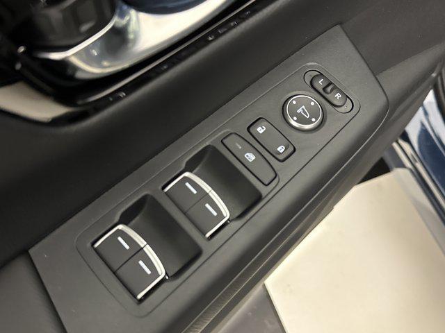 new 2026 Honda CR-V Hybrid car, priced at $40,774