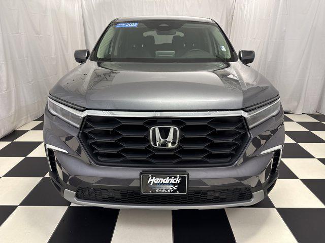 used 2025 Honda Pilot car, priced at $40,424