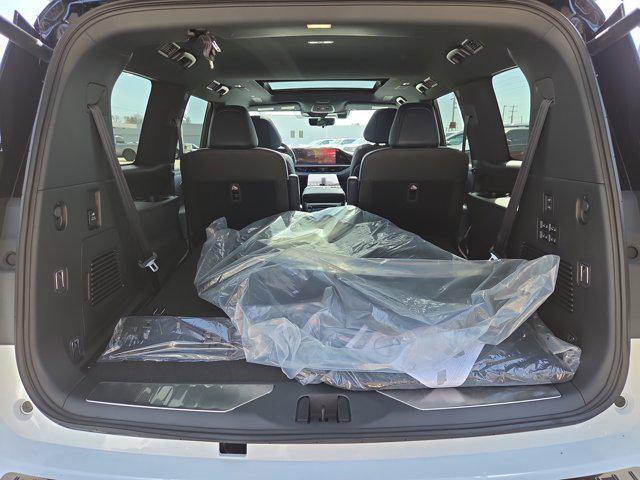 new 2026 INFINITI QX80 car, priced at $93,525