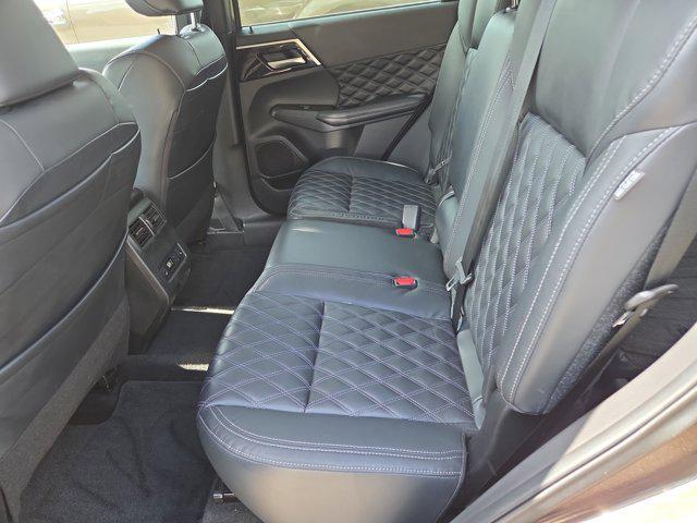 used 2022 Mitsubishi Outlander car