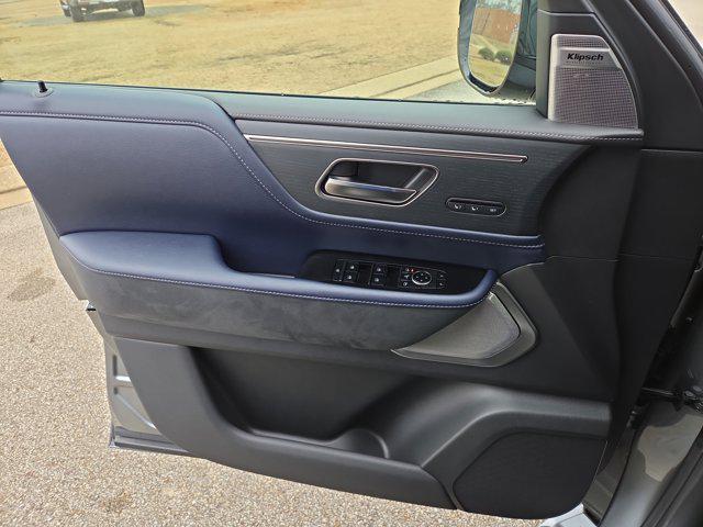 new 2026 INFINITI QX80 car, priced at $93,620