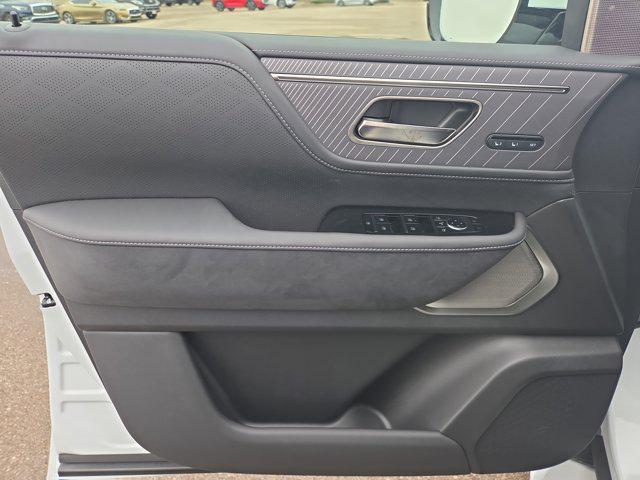 new 2026 INFINITI QX80 car, priced at $109,920