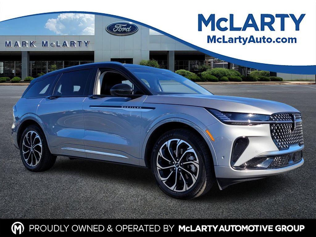 used 2024 Lincoln Nautilus car, priced at $46,442