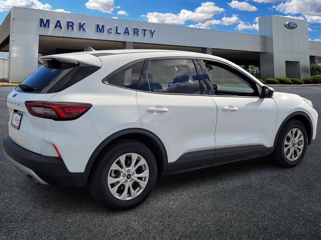 used 2025 Ford Escape car, priced at $22,083