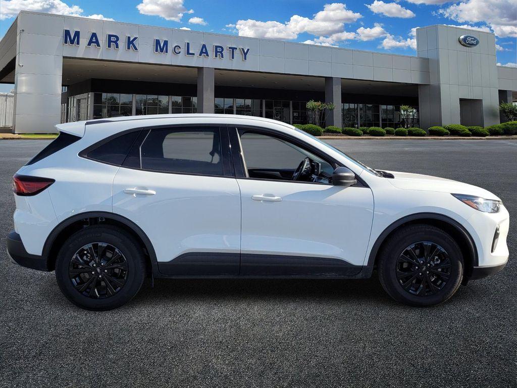 used 2025 Ford Escape car, priced at $21,726