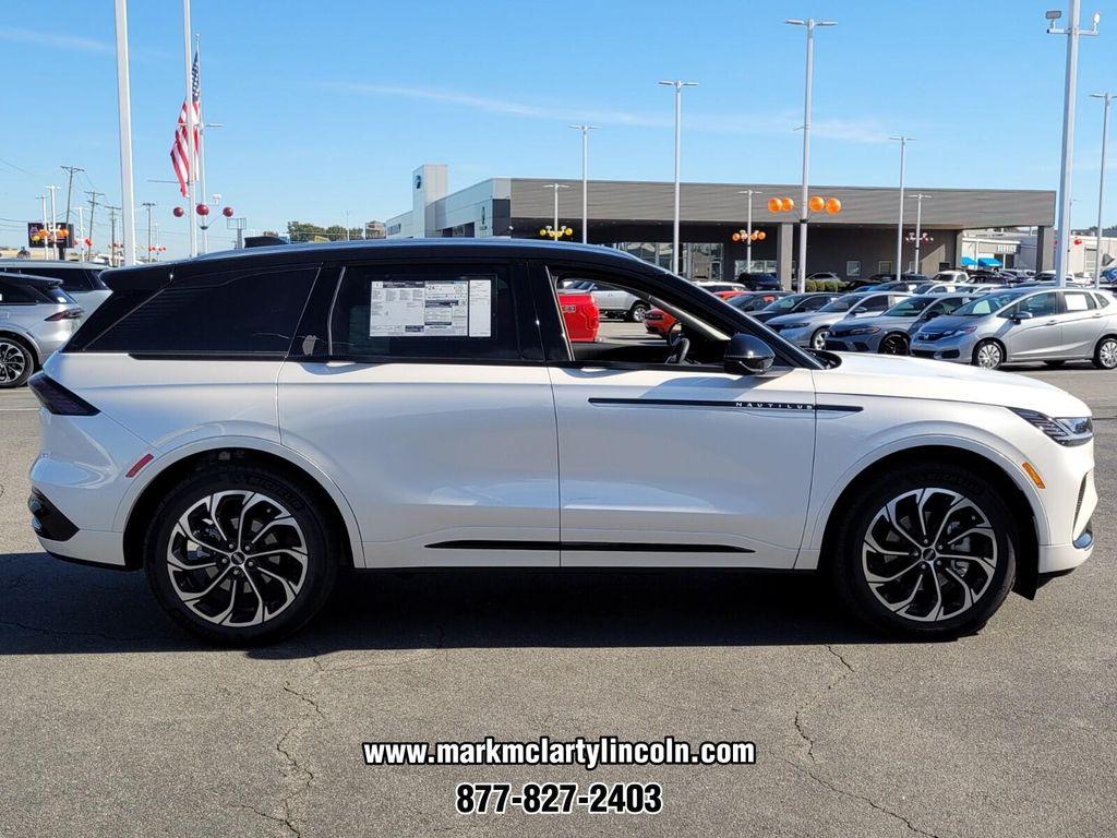 new 2026 Lincoln Nautilus car, priced at $58,808
