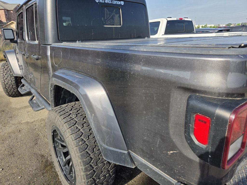 used 2022 Jeep Gladiator car