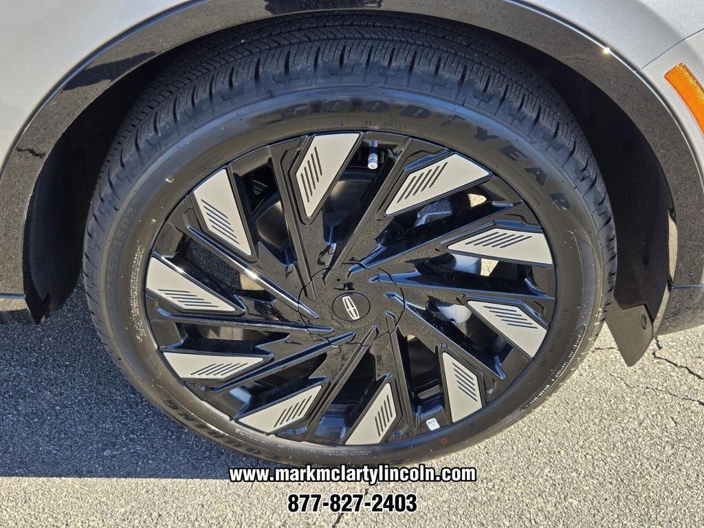 new 2026 Lincoln Nautilus car, priced at $65,442