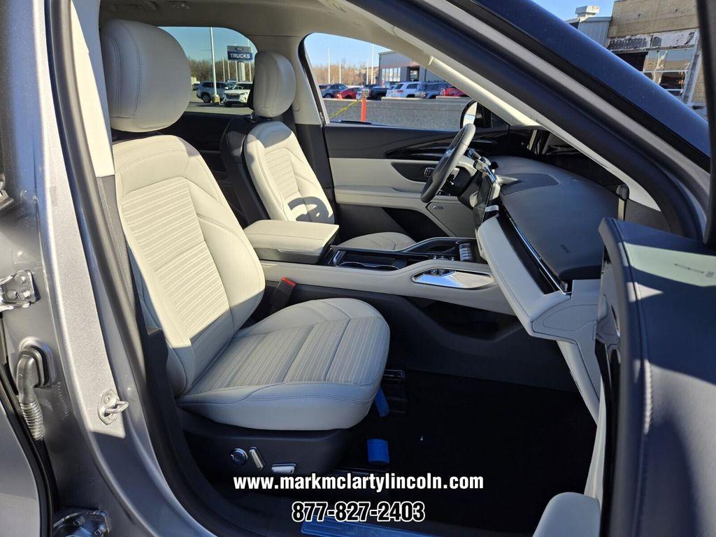 new 2026 Lincoln Nautilus car, priced at $65,442