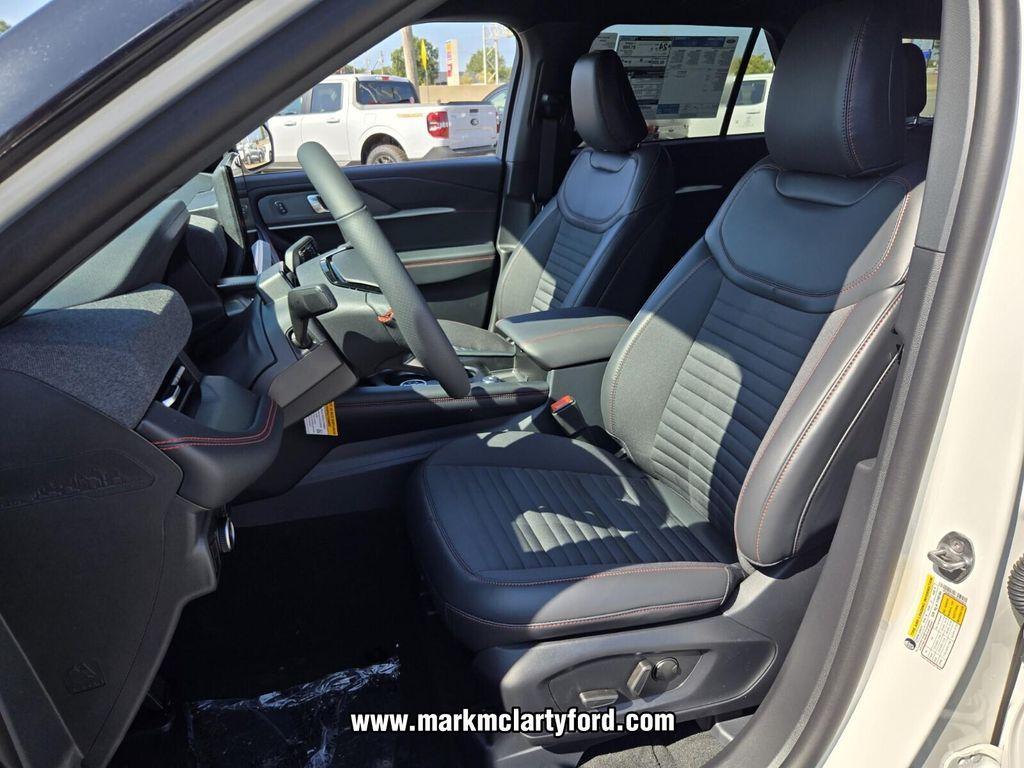 new 2025 Ford Explorer car, priced at $43,838