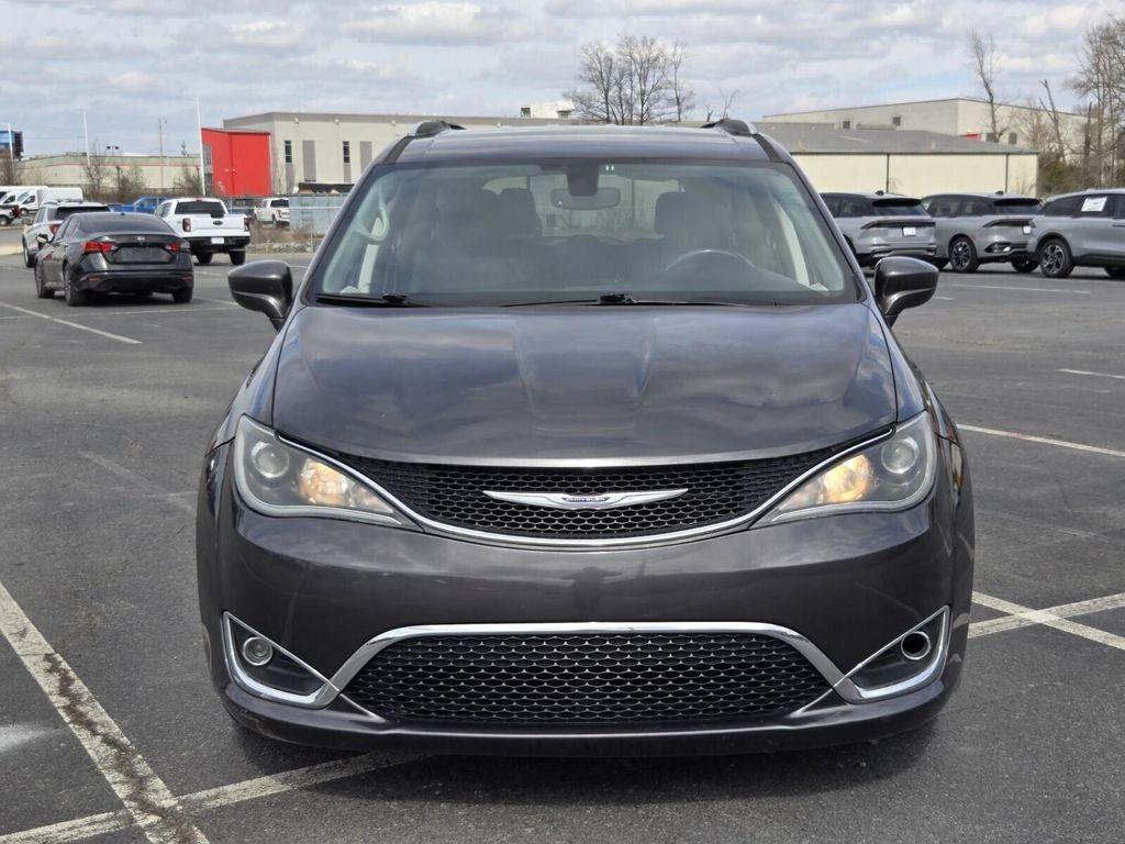used 2020 Chrysler Pacifica car, priced at $12,250