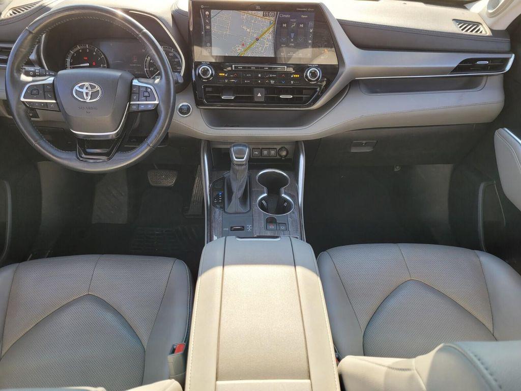 used 2021 Toyota Highlander car, priced at $26,692