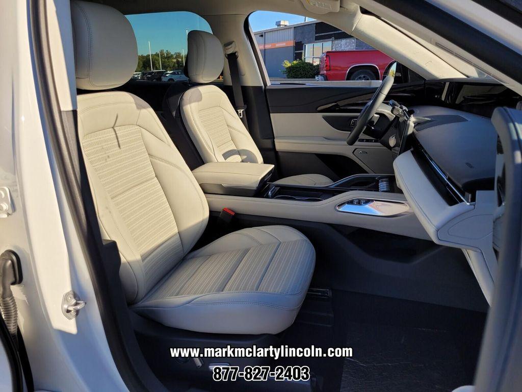 new 2026 Lincoln Nautilus car, priced at $63,915